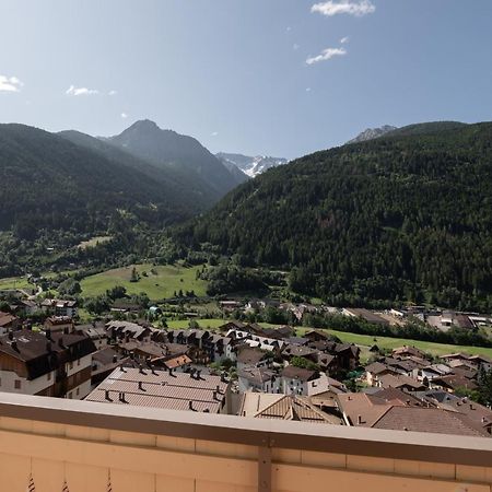 Hotel Vezza Alpine Lodge & Spa Vezza dʼOglio Zewnętrze zdjęcie