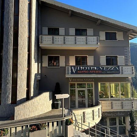 Hotel Vezza Alpine Lodge & Spa Vezza dʼOglio Zewnętrze zdjęcie